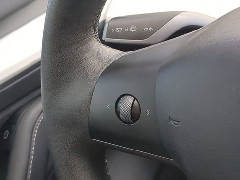 Used 2023 Tesla Model 3 Performance image 26