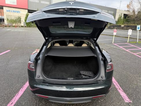 Used 2013 Tesla Model S Performance image 9