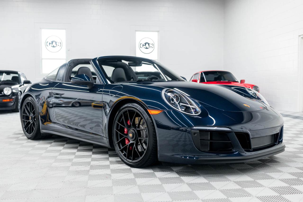 Used 2019 Porsche 911 Targa 4 GTS AWD/4WD image 10