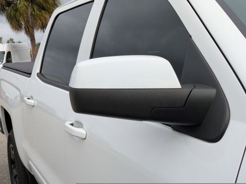 Used 2018 Chevrolet Silverado 1500 LT w/ All Star Edition image 12