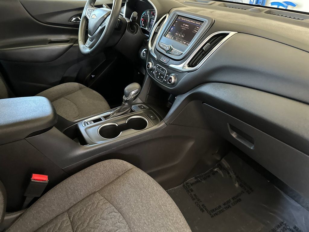 Used 2024 Chevrolet Equinox LT AWD/4WD image 15