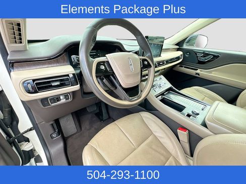 Used 2022 Lincoln Aviator Reserve w/ Elements Package Plus RWD image 11