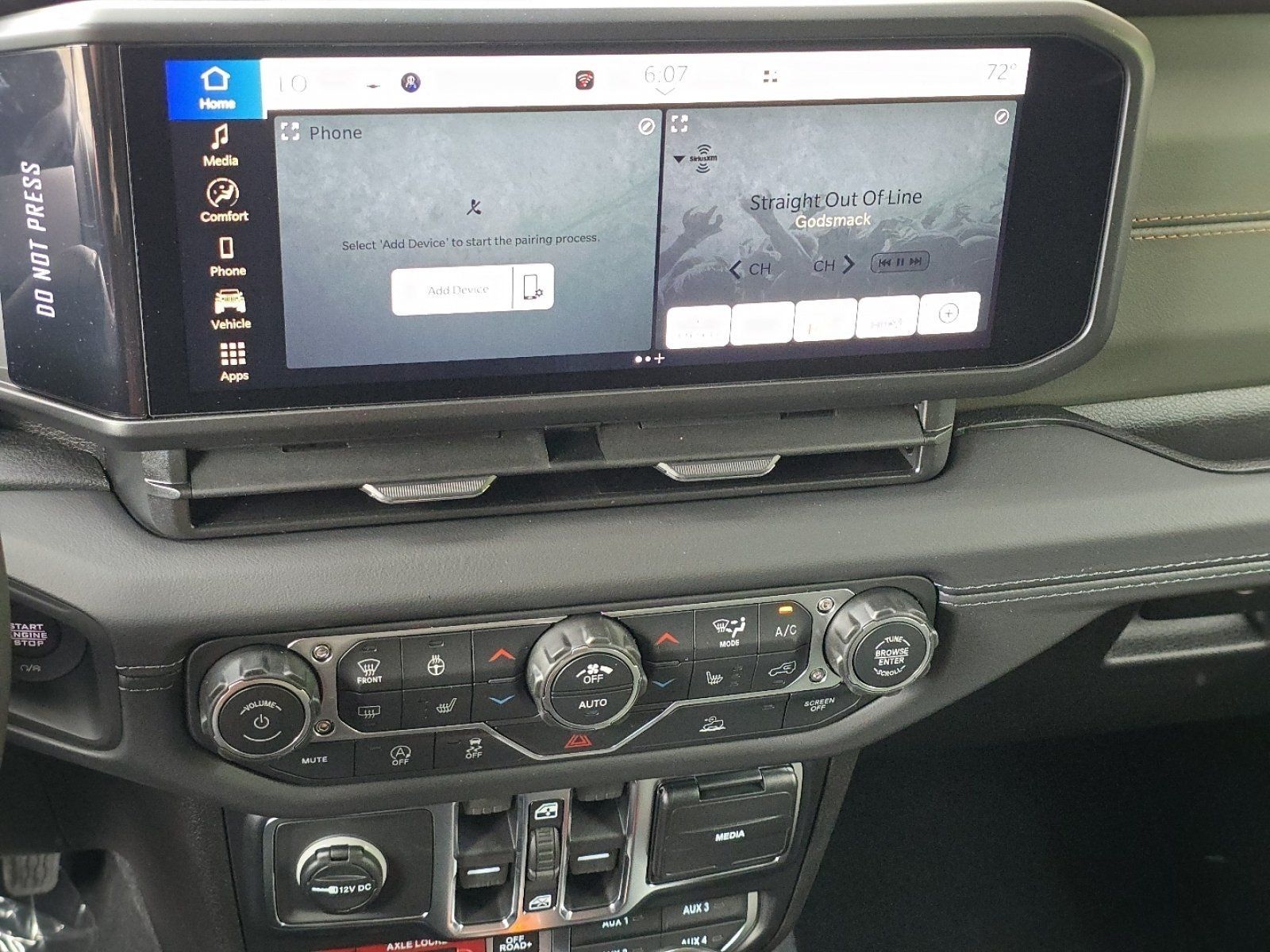 New 2026 Jeep Gladiator Mojave AWD/4WD image 15