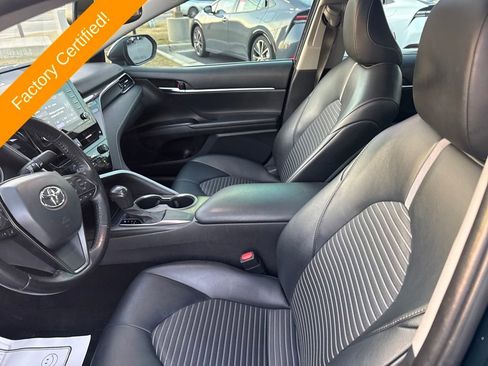 Used 2021 Toyota Camry SE w/ Convenience Package image 11