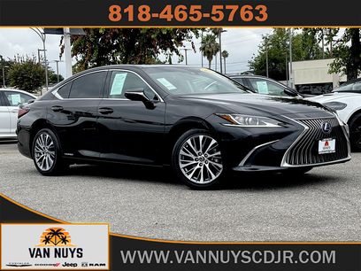 Used 2021 Lexus ES 300h w/ Premium Package