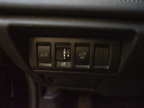 Used 2024 Subaru Outback Limited AWD/4WD image 19
