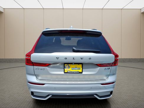 Used 2023 Volvo XC60 B5 Plus w/ Climate Package AWD/4WD image 10