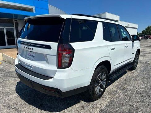 Used 2023 Chevrolet Tahoe Z71 w/ Luxury Package AWD/4WD image 11