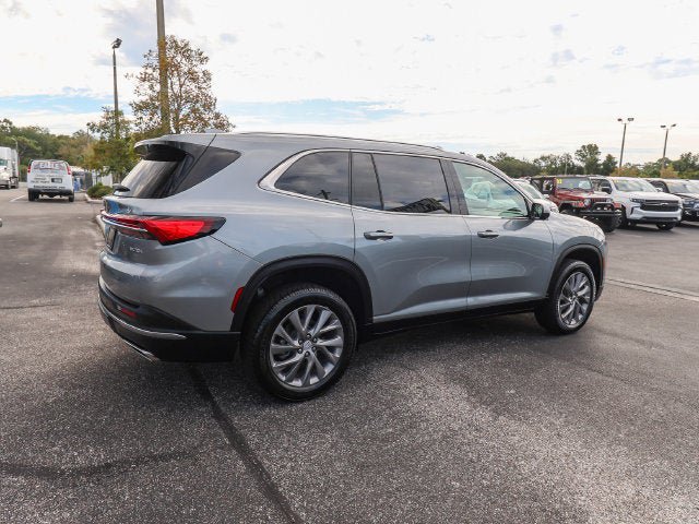 Used 2026 Buick Enclave Preferred FWD image 10