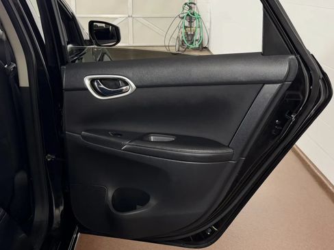 Used 2019 Nissan Sentra SV FWD image 27