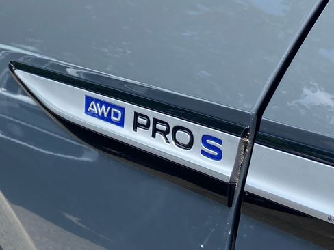 Certified 2023 Volkswagen ID.4 Pro S AWD/4WD image 4