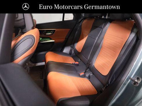 Used 2026 Mercedes-Benz GLC 300 4MATIC image 40