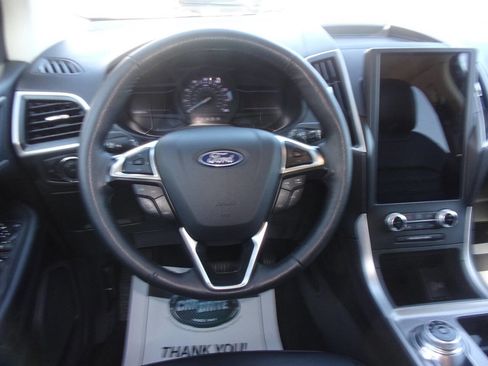 Used 2024 Ford Edge SEL AWD/4WD image 17