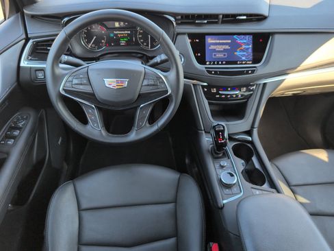 Certified 2025 Cadillac XT5 Premium Luxury image 25