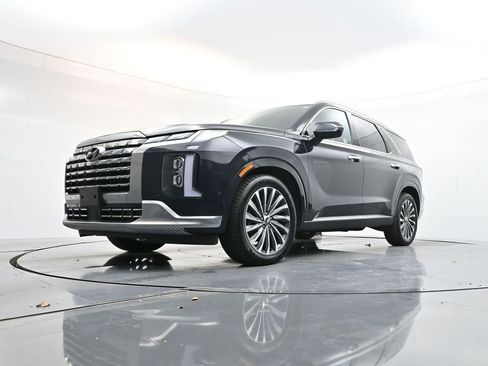 Used 2024 Hyundai Palisade Calligraphy image 35
