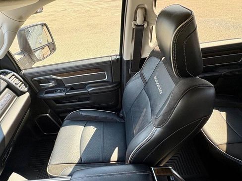 Used 2023 RAM 2500 Laramie AWD/4WD image 15
