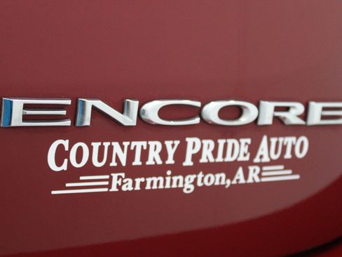 Used 2019 Buick Encore Essence FWD image 34
