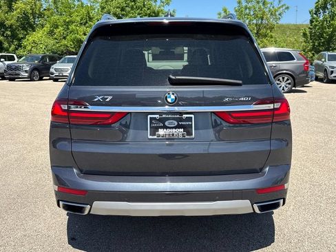Used 2021 BMW X7 xDrive40i w/ Premium Package AWD/4WD image 3