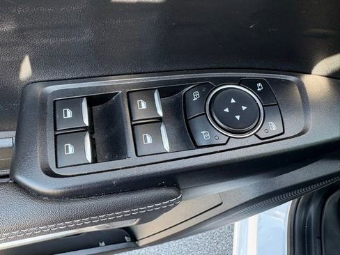 Used 2024 Ford Ranger XLT w/ Technology Package RWD image 11