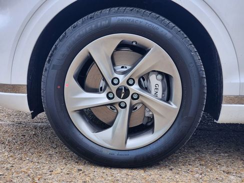 New 2026 Genesis GV70 2.5T AWD/4WD image 8