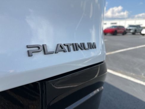 Used 2025 Nissan Murano Platinum w/ Cargo Package AWD/4WD image 43