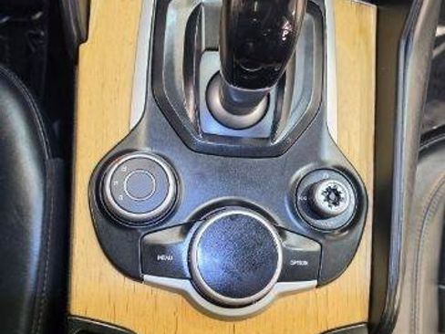 Used 2017 Alfa Romeo Giulia Ti w/ TI Lusso Light Wood Package AWD/4WD image 22