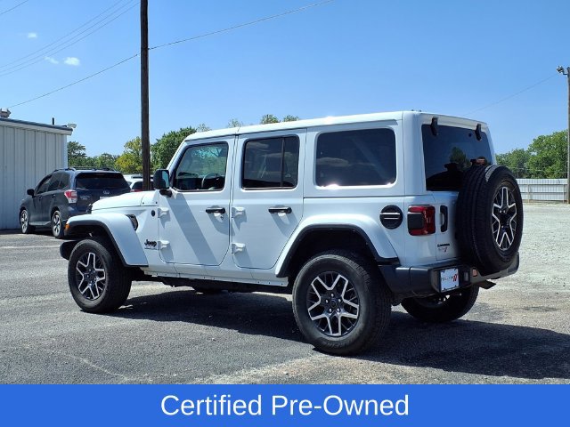 Certified 2025 Jeep Wrangler Unlimited Sahara AWD/4WD image 16
