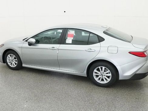 New 2026 Toyota Camry LE image 11