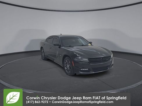 Used 2018 Dodge Charger GT image 5
