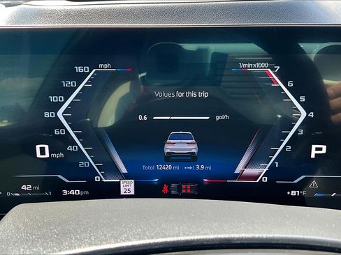 Used 2025 BMW X7 M60i image 18