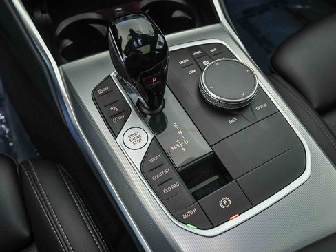 Used 2022 BMW 330i Sedan w/ Driving Assistance Package image 23