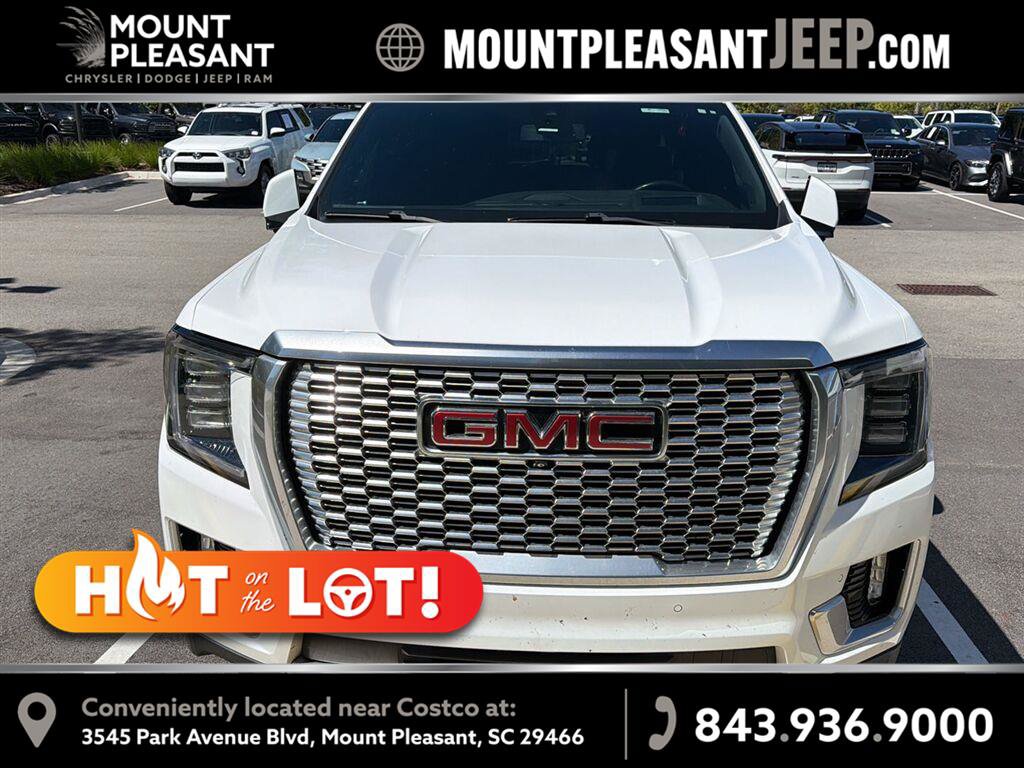 Used 2021 GMC Yukon XL Denali AWD/4WD image 1
