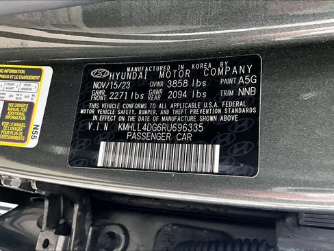 Certified 2024 Hyundai Elantra SE FWD image 34