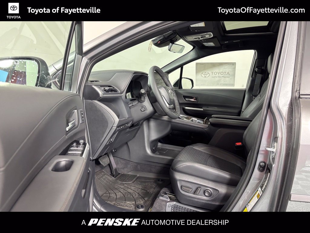 New 2026 Toyota Sienna Platinum AWD/4WD image 31