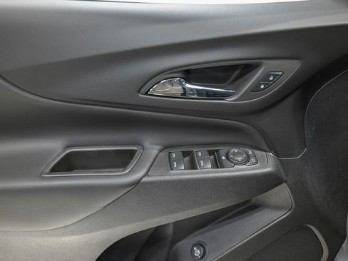 Used 2024 Chevrolet Equinox LT w/ LPO, Floor Liner Package AWD/4WD image 13