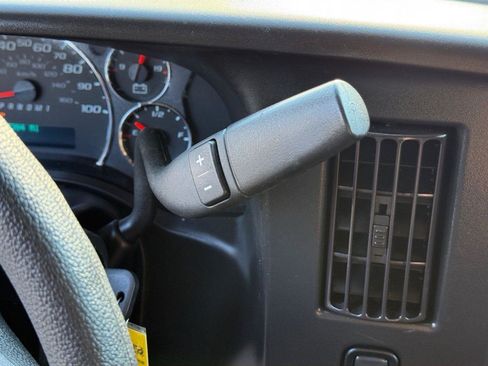 Used 2024 GMC Savana 2500 CARGO w/ Driver Convenience Package image 23