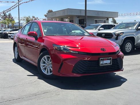 New 2026 Toyota Camry LE FWD image 2