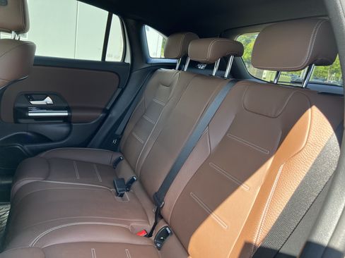 Certified 2022 Mercedes-Benz GLA 250 4MATIC image 33
