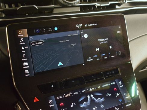 Certified 2024 Maserati Grecale GT image 33