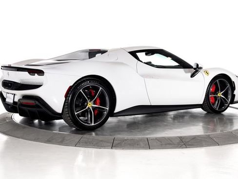 Used 2024 Ferrari 296 GTB RWD image 2