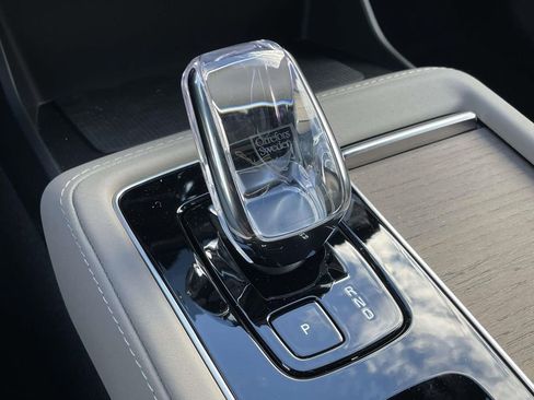 New 2026 Volvo XC90 B6 Plus w/ Protection Package Premier image 21