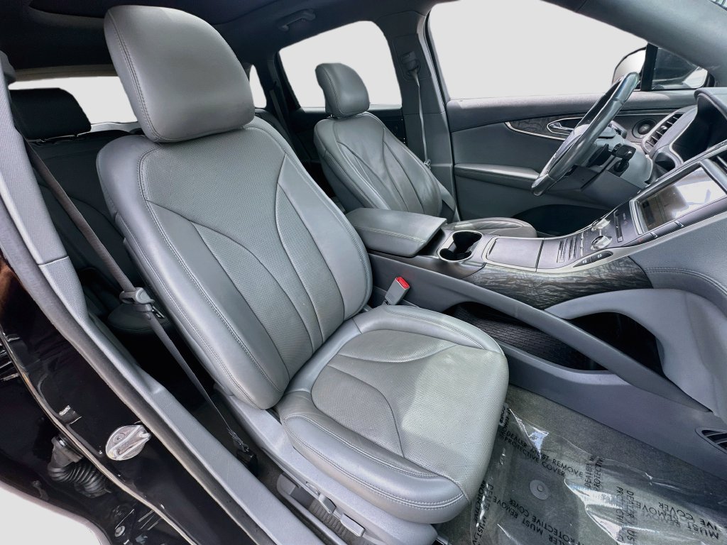 Used 2019 Lincoln Nautilus Reserve AWD/4WD image 30