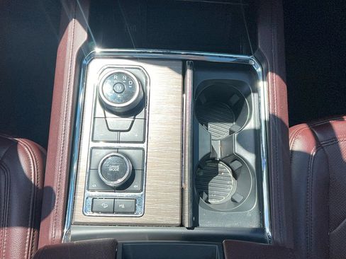 Used 2024 Ford Expedition Max Limited image 20