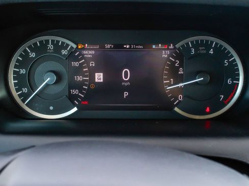 Used 2021 Land Rover Discovery Sport S image 16