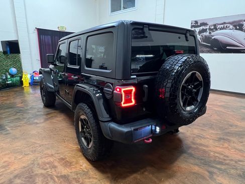 Used 2018 Jeep Wrangler Unlimited Rubicon w/ Steel Bumper Group image 7
