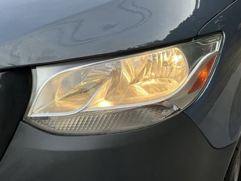 Used 2019 Mercedes-Benz Sprinter 144 image 59