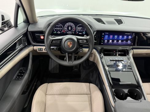 New 2026 Porsche Panamera image 25