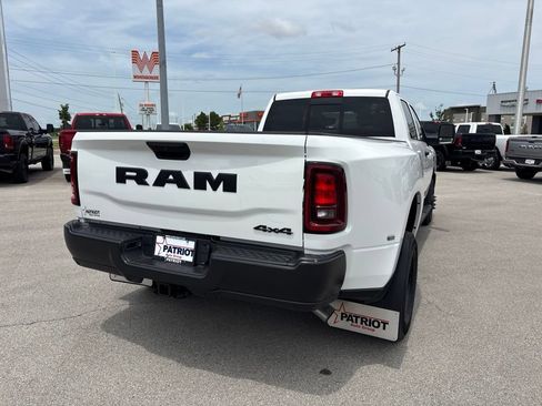 New 2026 RAM 3500 Tradesman AWD/4WD image 7