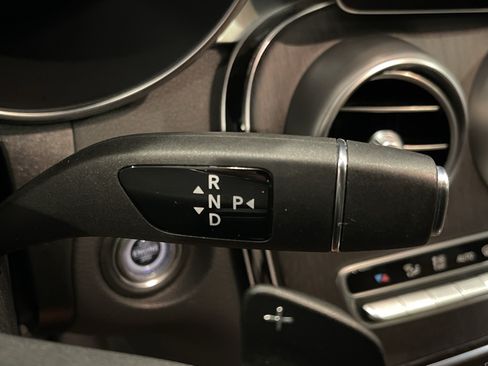 Used 2023 Mercedes-Benz GLC 300 4MATIC Coupe image 18