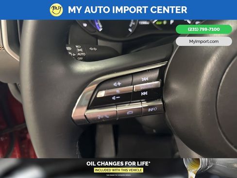 Used 2025 MAZDA CX-50 AWD 2.5 Hybrid w/ Premium Pkg image 16